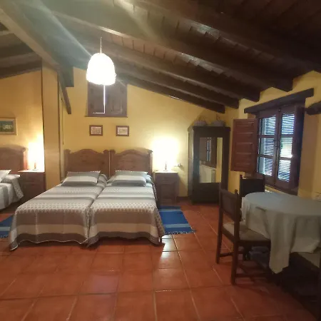 La Alquería De *